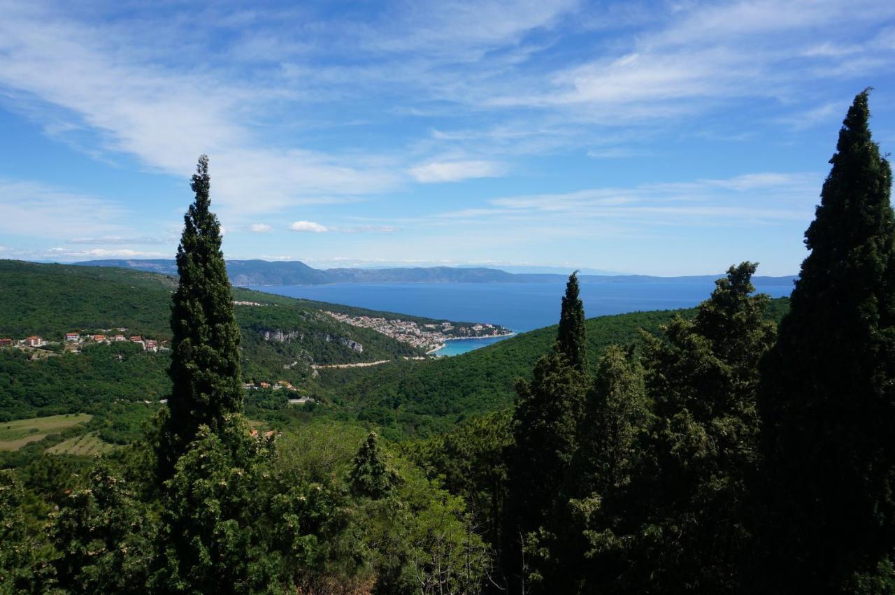 Apartment Angie - Intermezzo With Sea View In Center Of Rabac Exterior foto
