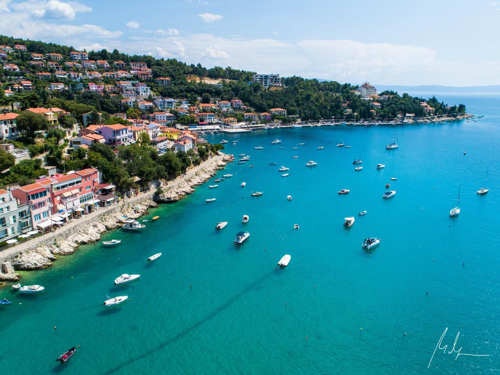 Apartment Angie - Intermezzo With Sea View In Center Of Rabac Exterior foto