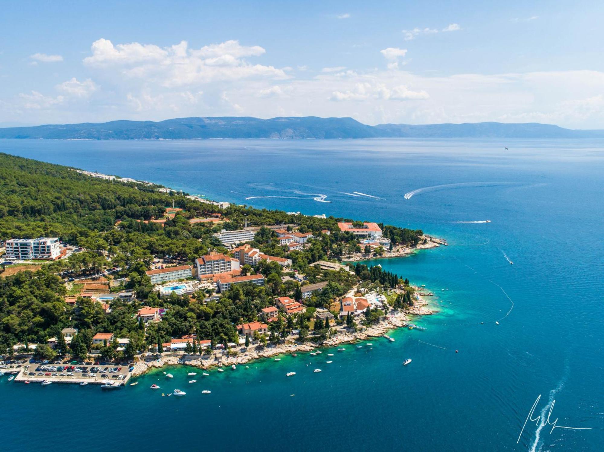 Apartment Angie - Intermezzo With Sea View In Center Of Rabac Exterior foto