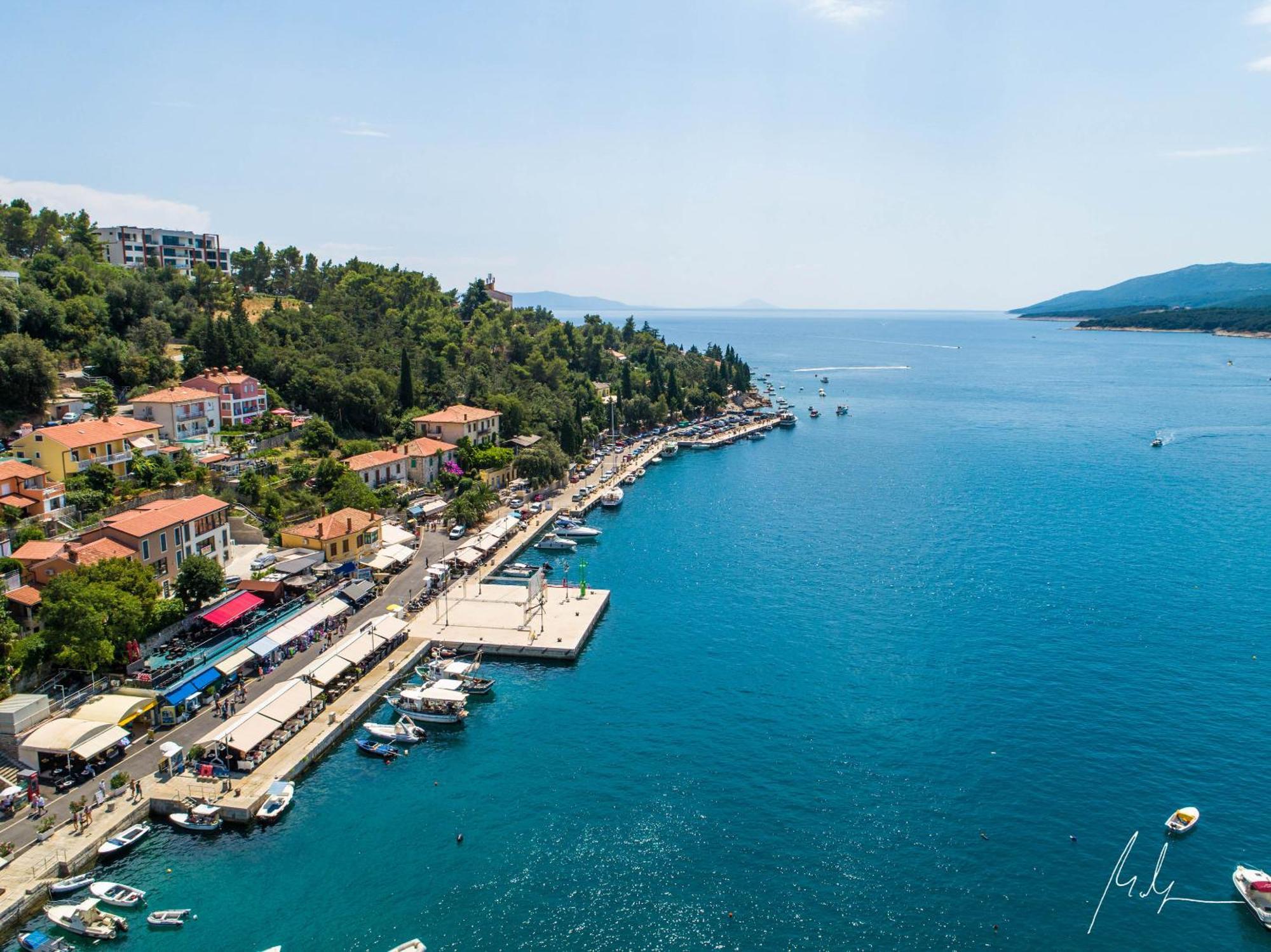 Apartment Angie - Intermezzo With Sea View In Center Of Rabac Exterior foto